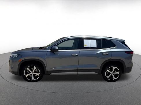 Used 2026 Volkswagen Tiguan SE AWD/4WD image 9