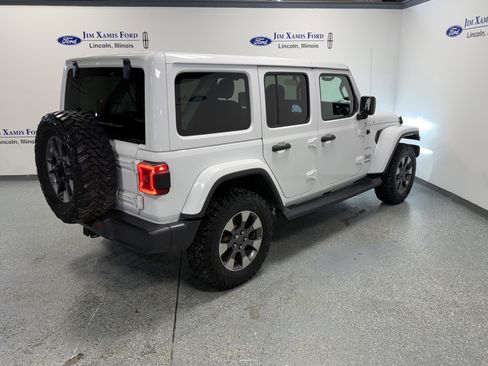 Used 2018 Jeep Wrangler Unlimited Sahara w/ Dual Top Group image 32