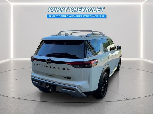 Used 2024 Nissan Pathfinder Platinum w/ Lighting Package (N92) AWD/4WD image 13