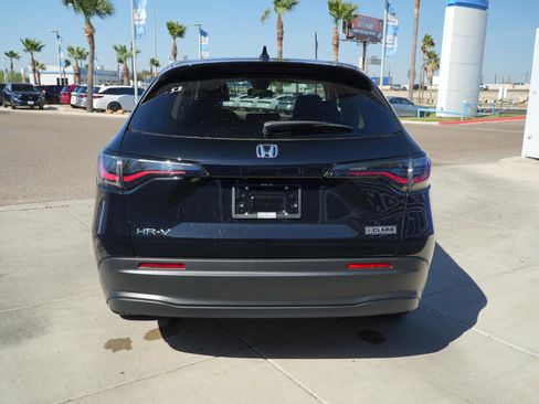 New 2026 Honda HR-V LX image 6