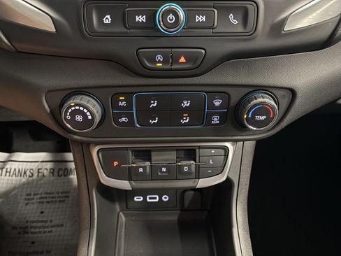 Used 2024 GMC Terrain SLE AWD/4WD image 15