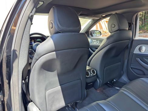 Used 2021 Mercedes-Benz E 350 Sedan w/ Premium Package image 38