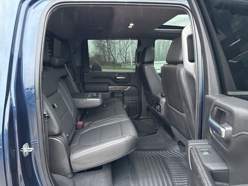 Used 2020 Chevrolet Silverado 3500 LTZ w/ LTZ Premium Package image 12