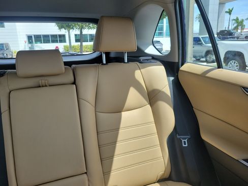 Used 2022 Toyota RAV4 XLE Premium image 22