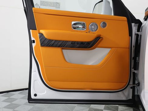 New 2026 Rolls-Royce Cullinan image 20