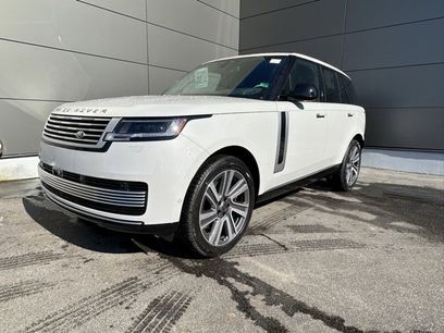 New 2025 Land Rover Range Rover SV