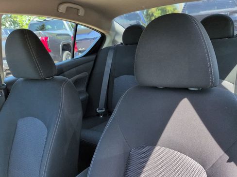Used 2017 Nissan Versa SV w/ SV Special Edition Package FWD image 8