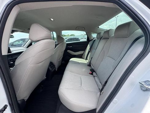 Used 2025 Honda Accord LX image 11