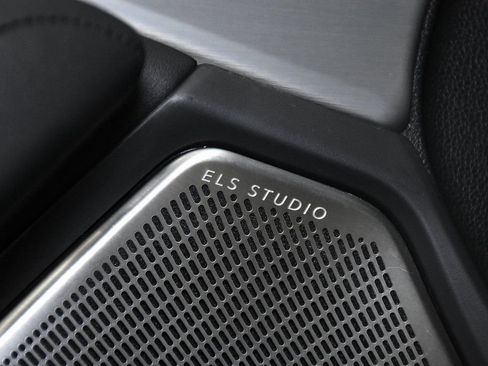 Used 2025 Acura TLX w/ Technology Package image 8