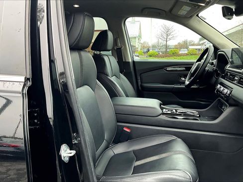 Used 2024 Honda Pilot EX-L image 9