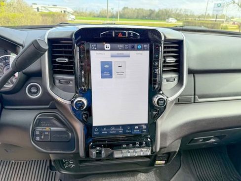 Used 2023 RAM 2500 Big Horn w/ Level B Equipment Group image 19