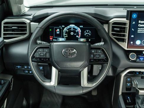 Used 2024 Toyota Tundra Limited AWD/4WD image 20