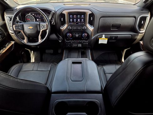 Used 2022 Chevrolet Silverado 3500 High Country AWD/4WD image 20