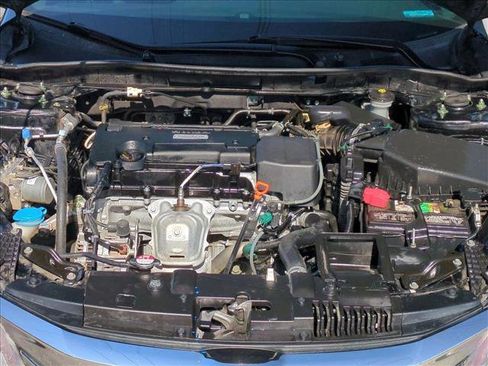 Used 2016 Honda Accord LX image 21