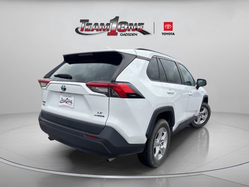 Certified 2020 Toyota RAV4 LE image 7