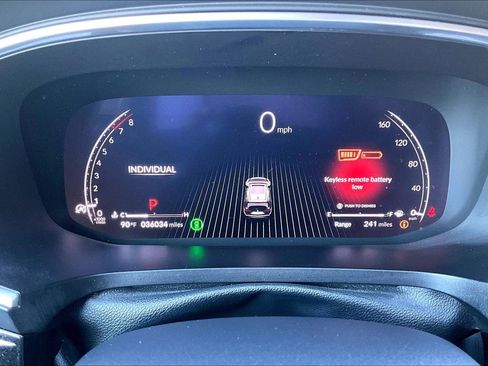 Used 2023 Acura MDX SH-AWD w/ Technology Package image 19