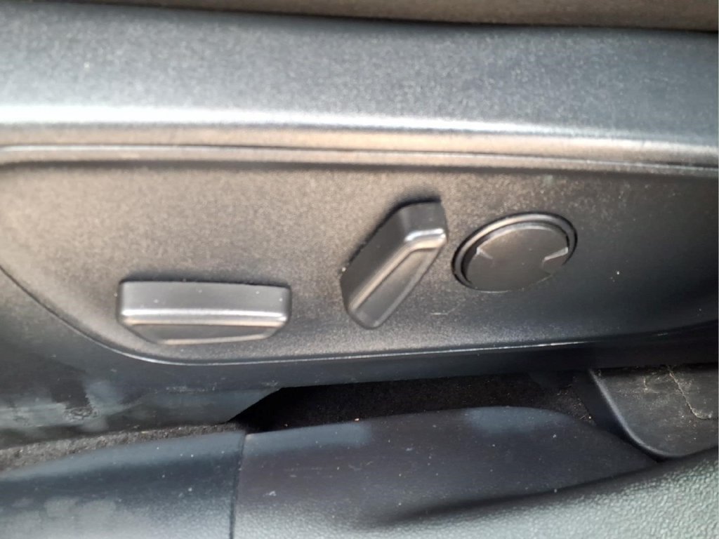 Used 2024 Ford Escape Active w/ Tech Pack #1 AWD/4WD image 13