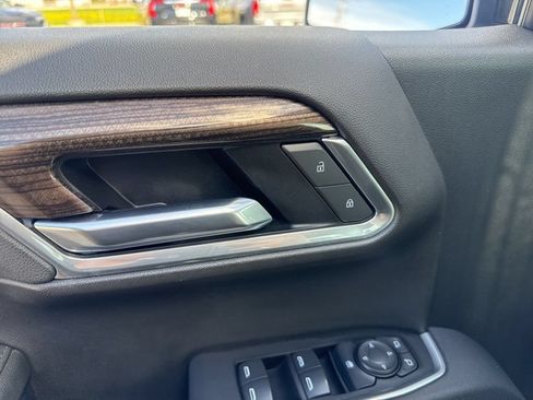 Used 2025 Chevrolet Silverado 1500 RST w/ Convenience Package II AWD/4WD image 21