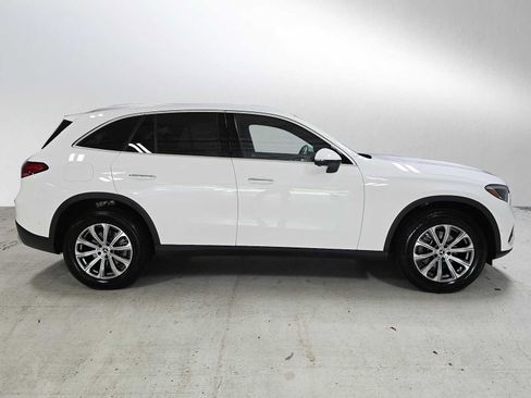 Certified 2026 Mercedes-Benz GLC 300 4MATIC image 2