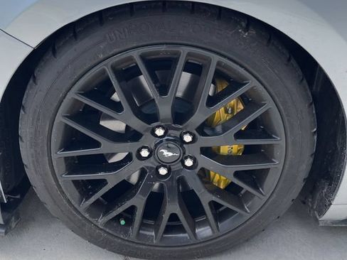 Used 2022 Ford Mustang GT Premium RWD image 9