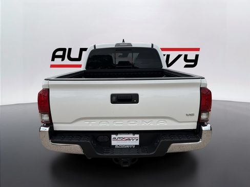 Used 2023 Toyota Tacoma SR5 RWD image 18