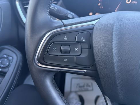Used 2024 Buick Encore GX Sport Touring image 18