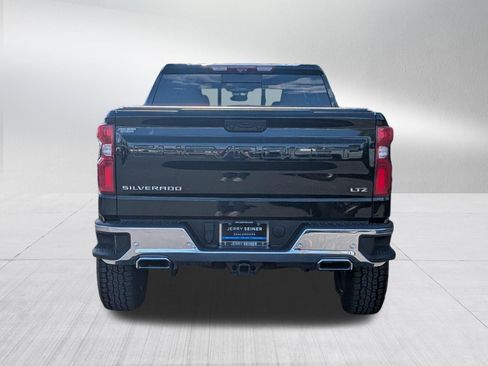 Used 2023 Chevrolet Silverado 1500 LTZ w/ Technology Package AWD/4WD image 4