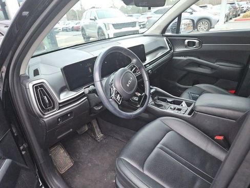 Certified 2024 Kia Sorento S image 10