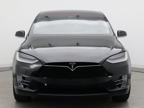 Used 2021 Tesla Model X Long Range AWD/4WD image 2