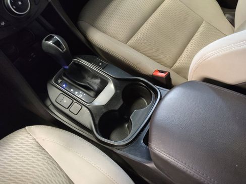 Used 2016 Hyundai Santa Fe SE AWD/4WD image 26