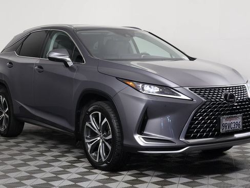 Certified 2022 Lexus RX 350 FWD w/ Premium Package image 3