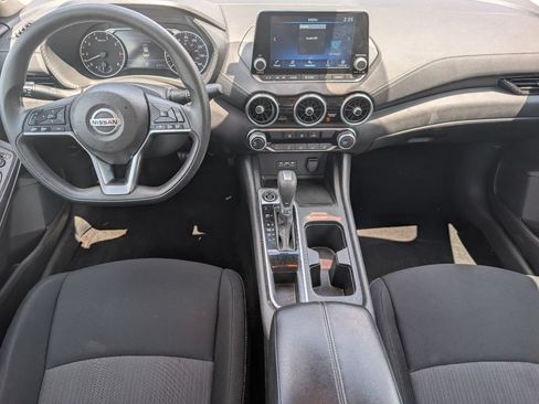 Used 2023 Nissan Sentra SV FWD image 7