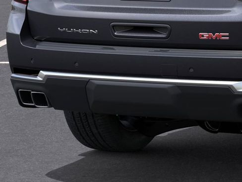 New 2026 GMC Yukon Denali w/ Denali Reserve Package AWD/4WD image 14