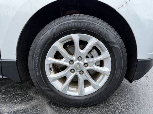 Used 2019 Chevrolet Equinox LT FWD image 9