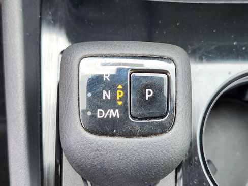 Certified 2022 Nissan Rogue SV AWD/4WD image 12
