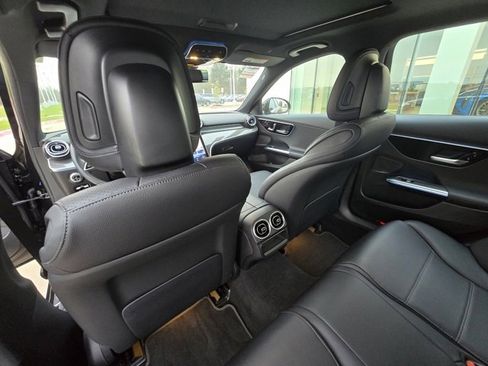 Used 2022 Mercedes-Benz C 300 C 300 image 17