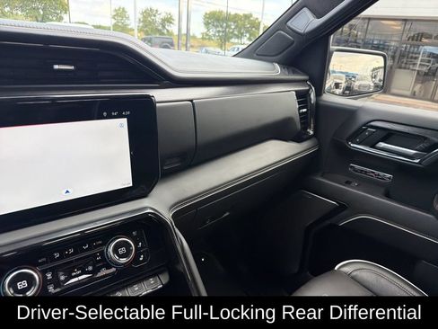 Used 2025 GMC Sierra 1500 AT4X AWD/4WD image 30
