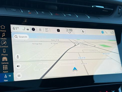 New 2026 Jeep Grand Cherokee L Limited w/ Limited Altitude Package AWD/4WD image 18