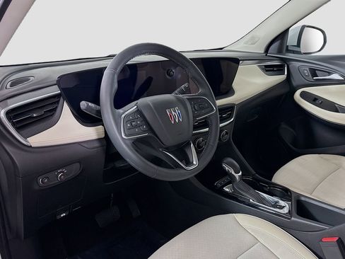 Used 2024 Buick Encore GX Preferred w/ Comfort Package image 9
