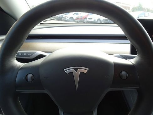 Used 2023 Tesla Model Y Long Range image 22