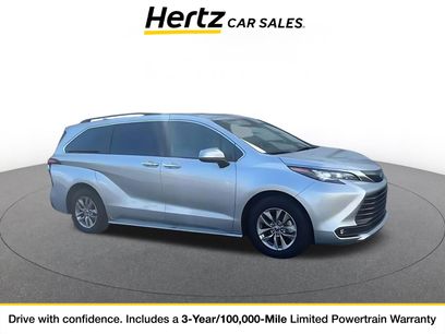 Used 2025 Toyota Sienna XLE
