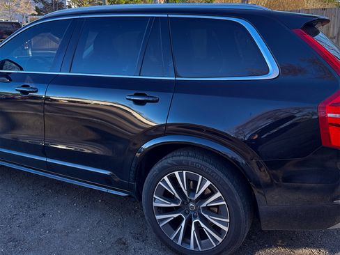 Used 2022 Volvo XC90 T6 Momentum image 7