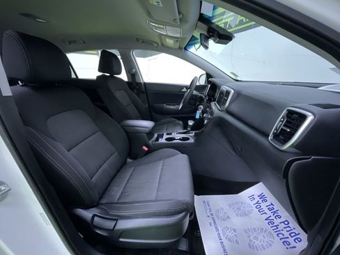 Used 2021 Kia Sportage LX image 28