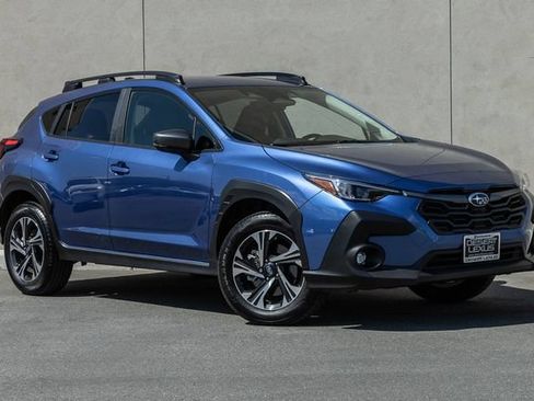 Used 2025 Subaru Crosstrek 2.5i Premium AWD/4WD image 17