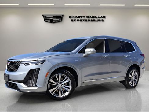Used 2025 Cadillac XT6 Premium Luxury image 1