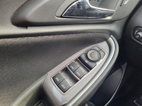 Used 2024 Chevrolet Malibu LT image 24