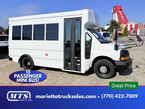 Used 2009 Chevrolet Express 3500 w/ School Bus Package RWD image 1