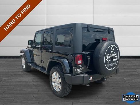 Certified 2017 Jeep Wrangler Unlimited Sahara w/ Max Tow Package AWD/4WD image 5
