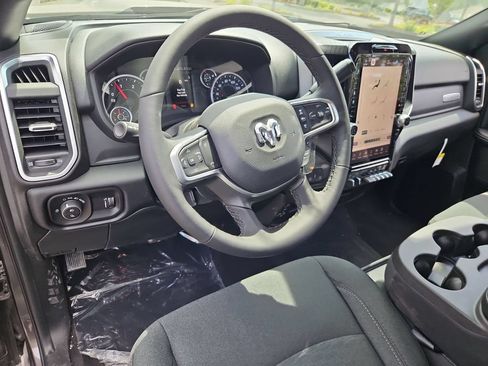 New 2026 RAM 3500 Big Horn AWD/4WD image 13