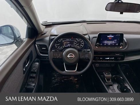 Used 2023 Nissan Rogue SV image 20